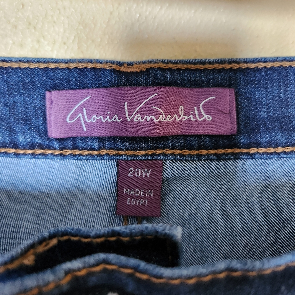 NWT jeans - Picture 3 of 4